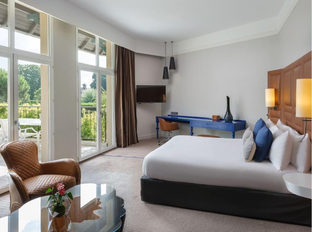 רואי-מלמזון Renaissance Paris Hippodrome De St. Cloud Hotel מראה חיצוני תמונה