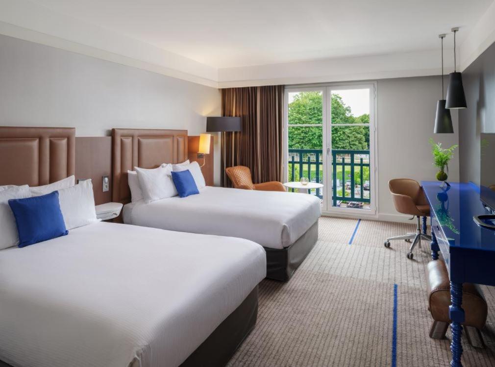 רואי-מלמזון Renaissance Paris Hippodrome De St. Cloud Hotel מראה חיצוני תמונה