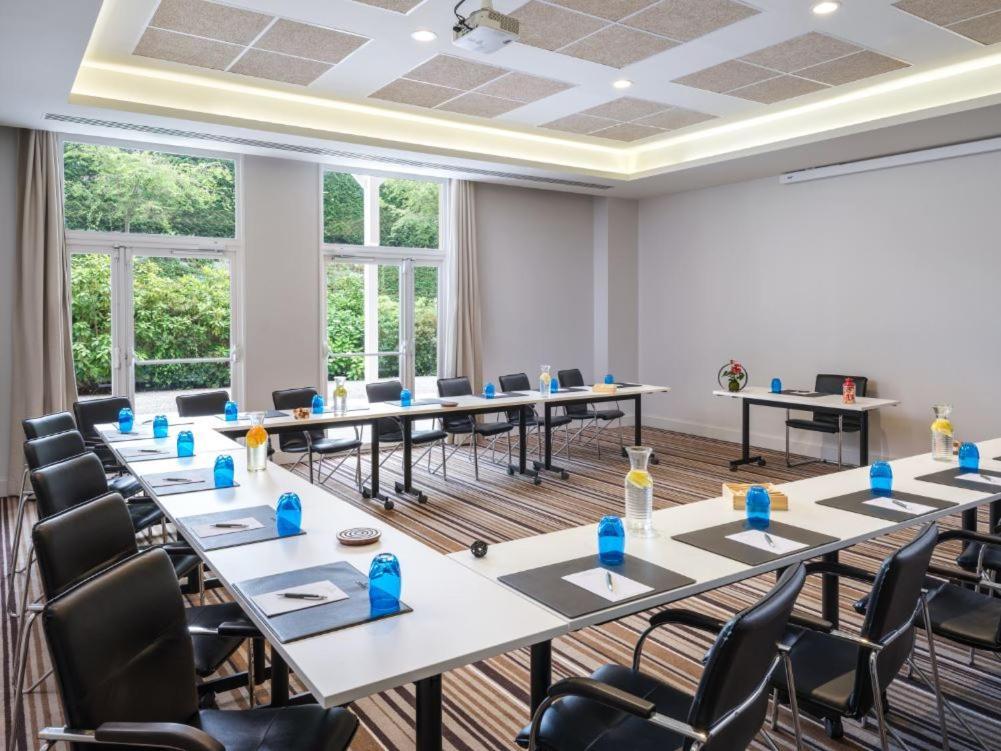 רואי-מלמזון Renaissance Paris Hippodrome De St. Cloud Hotel מראה חיצוני תמונה