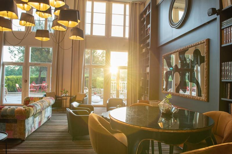 רואי-מלמזון Renaissance Paris Hippodrome De St. Cloud Hotel מראה חיצוני תמונה