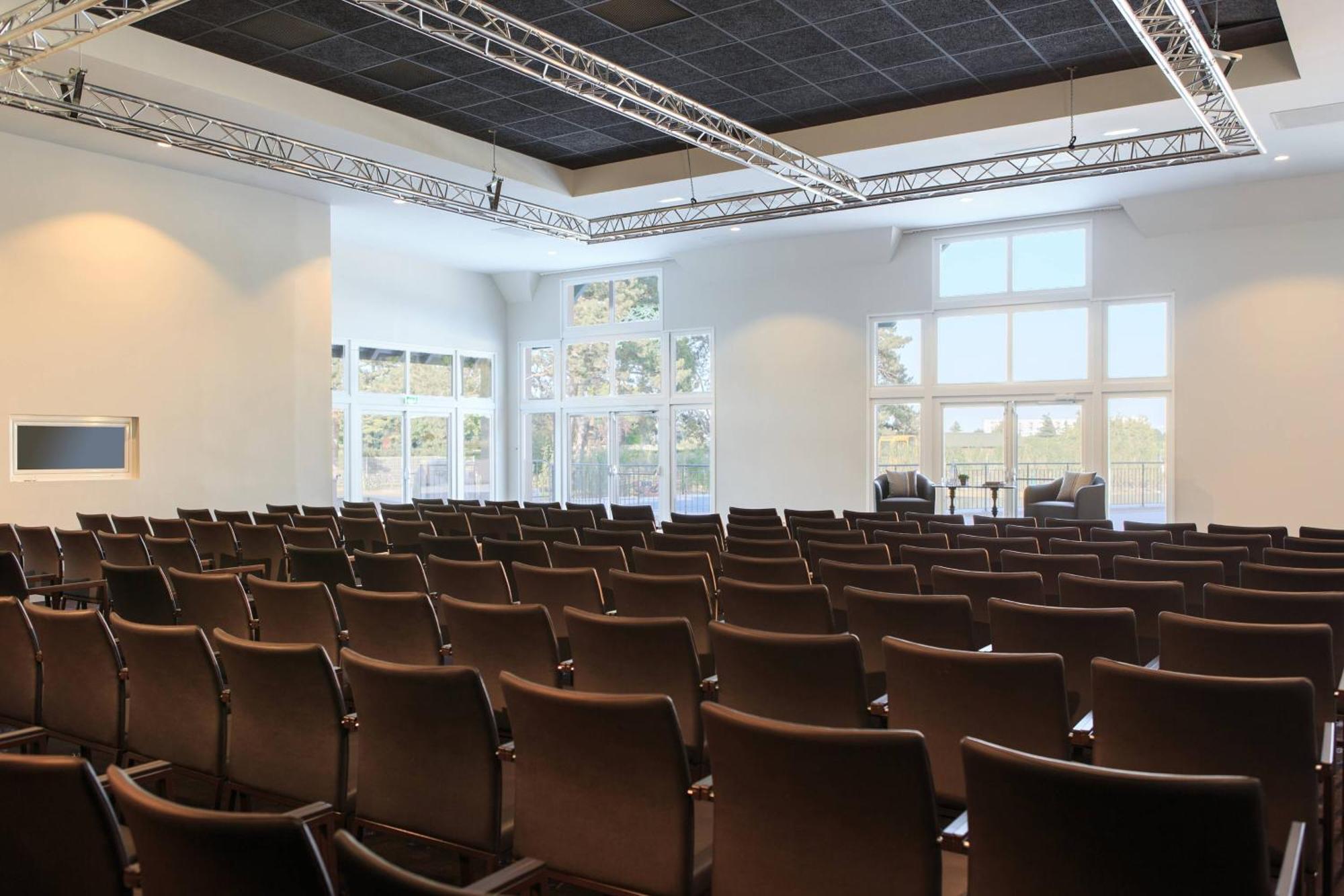 רואי-מלמזון Renaissance Paris Hippodrome De St. Cloud Hotel מראה חיצוני תמונה