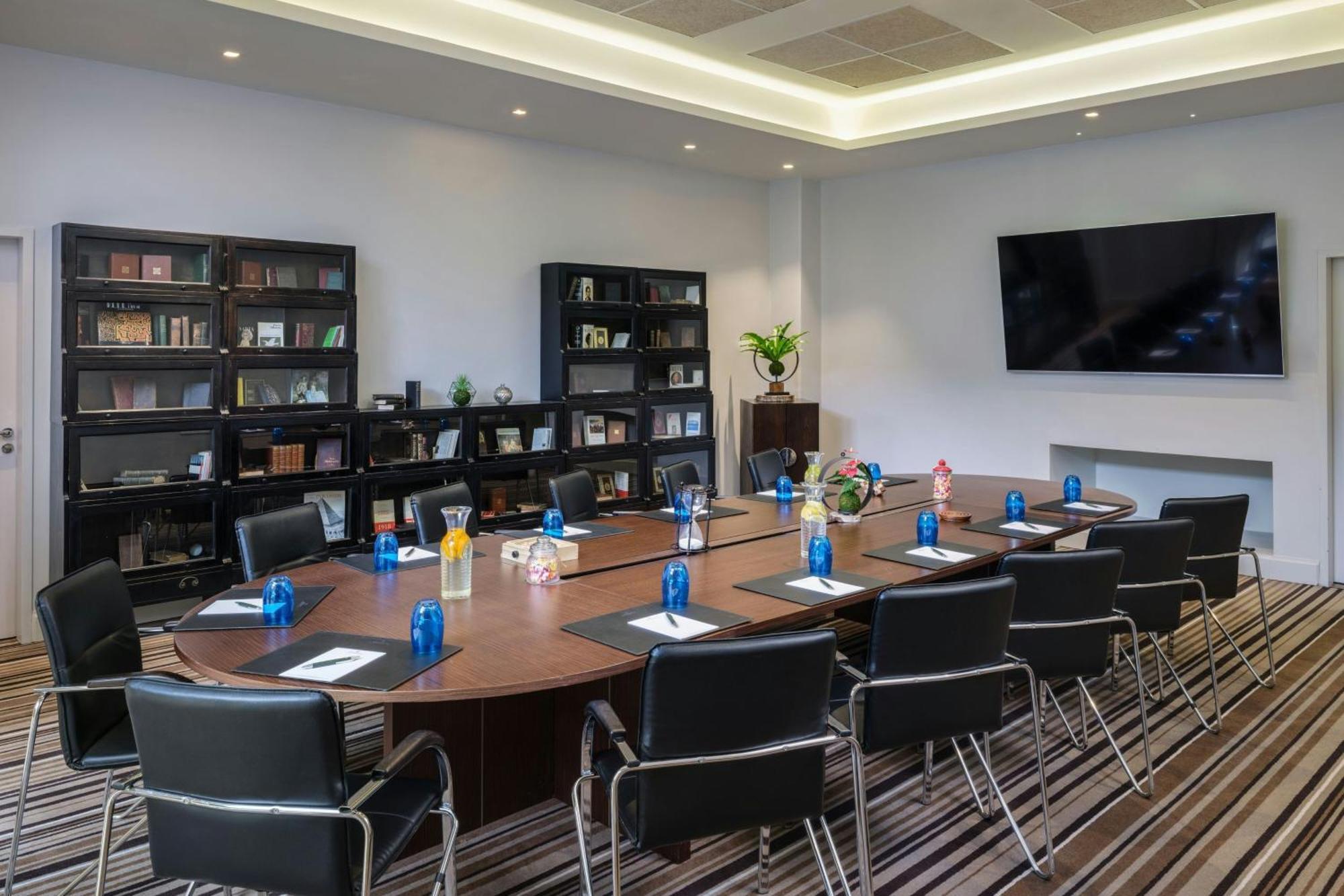 רואי-מלמזון Renaissance Paris Hippodrome De St. Cloud Hotel מראה חיצוני תמונה