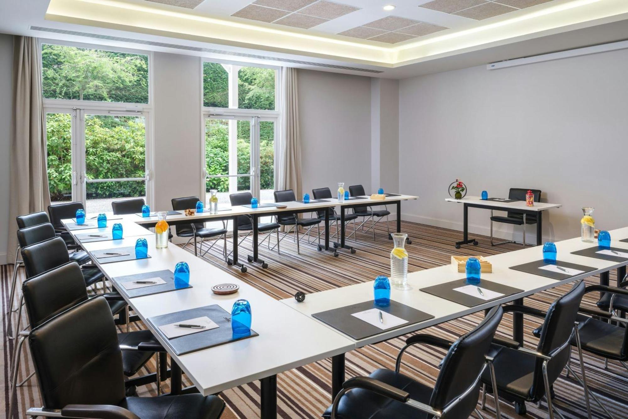 רואי-מלמזון Renaissance Paris Hippodrome De St. Cloud Hotel מראה חיצוני תמונה